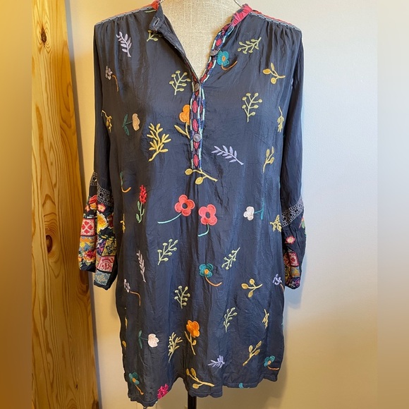 #31- JOHNNY WAS-TAZANNA TUNIC size small - Picture 3 of 6